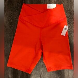 Old Navy 8 inch biker shorts